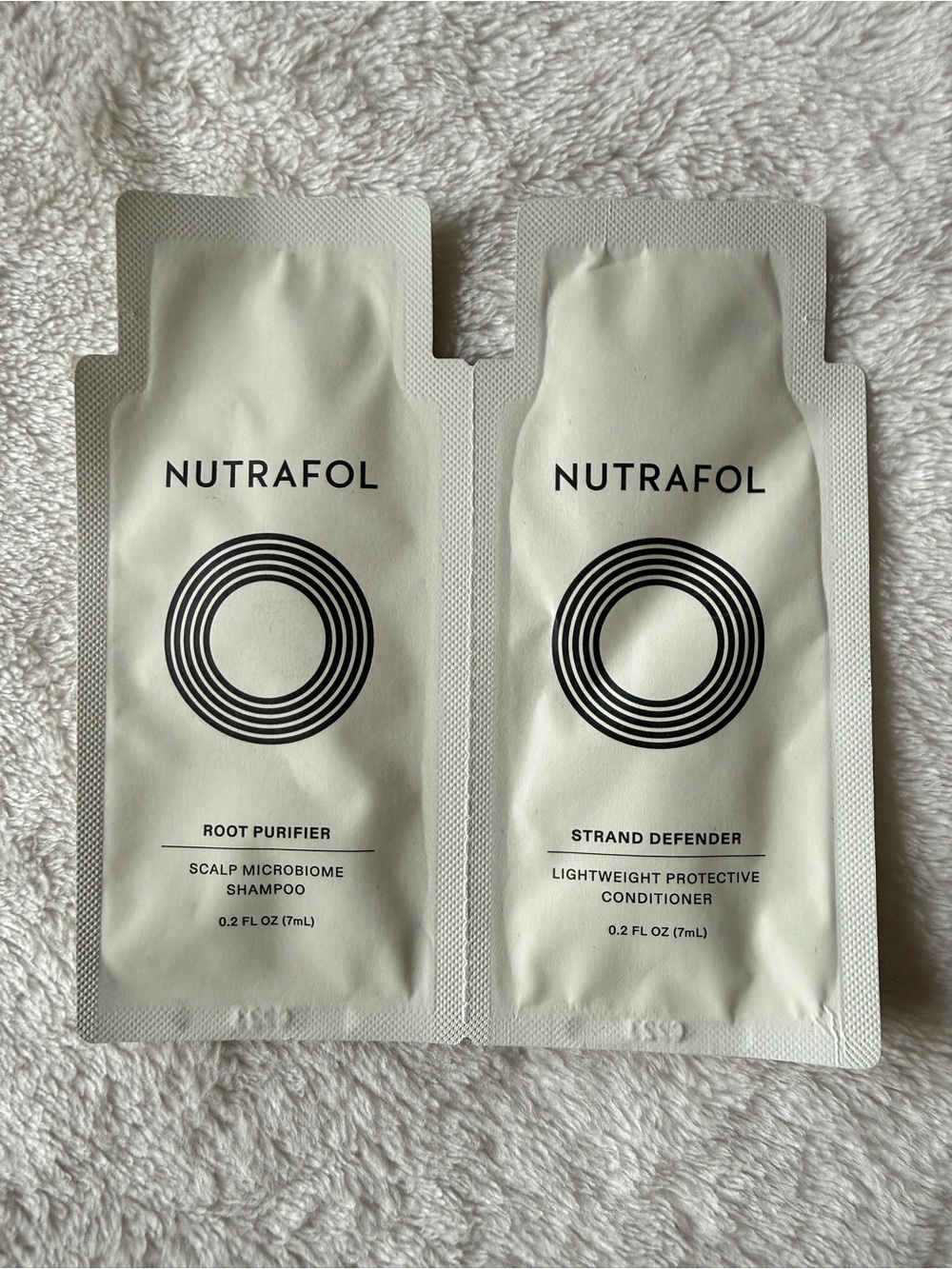 Nutrafol Strand Defender Lightweight Protective Shampoo & Conditioner Packets